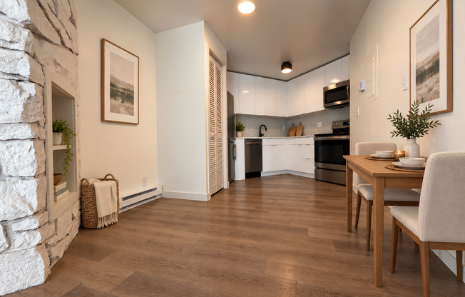 1 bed, 1 bath, 609 sqft, $1,850, Unit 308