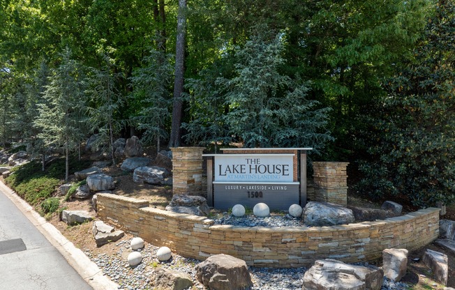 Welcome to Lake House