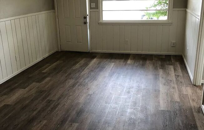 2306 62nd Street #A Available now!!