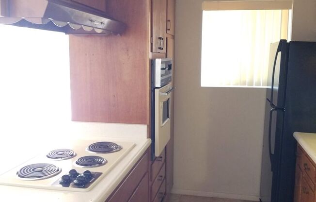 2 beds, 2 baths, $1,575