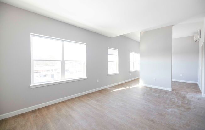 Studio, 1 bath, 669 sqft, $2,123, Unit 316