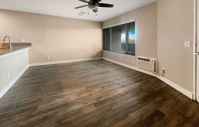 2 beds, 2 baths, 980 sqft, $2,698, Unit 02-308