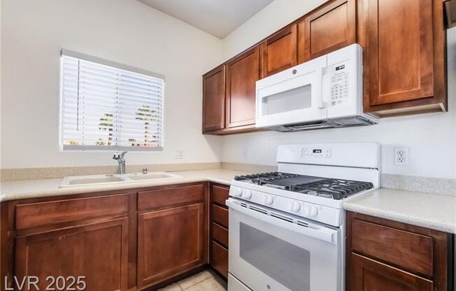 2 beds, 2 baths, $1,550, Unit #12270