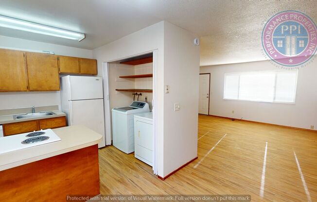 2 beds, 1 bath, 800 sqft, $1,695, Unit 3412