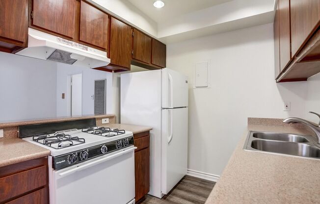 1 bed, 1 bath, 750 sqft, $2,045, Unit 202