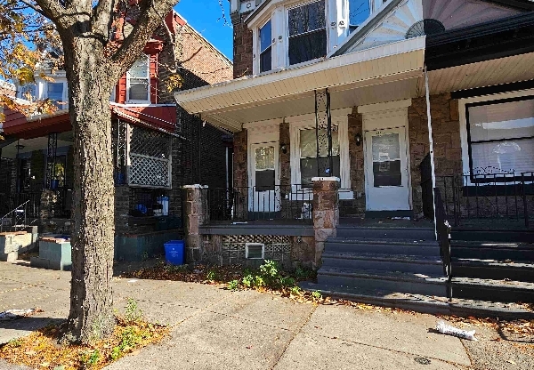 907 N 50 ST