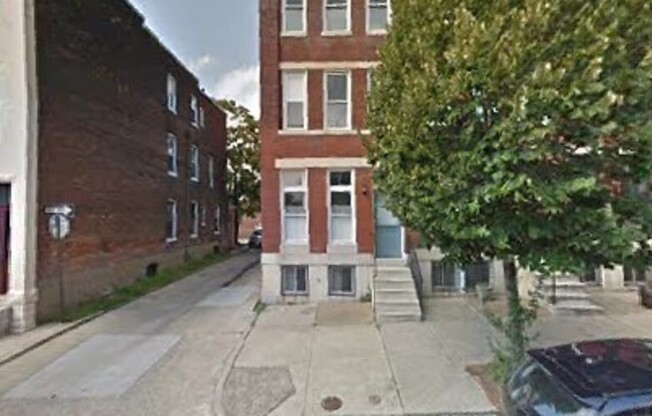 2506 N CALVERT ST