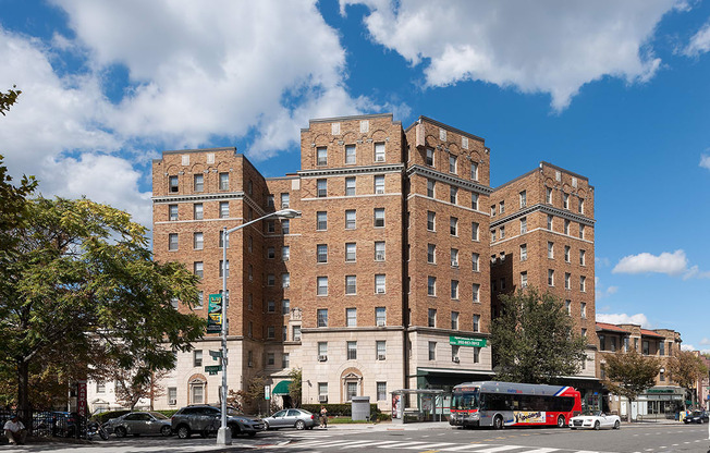 Building exterior at The Melwood, Washington, Washington