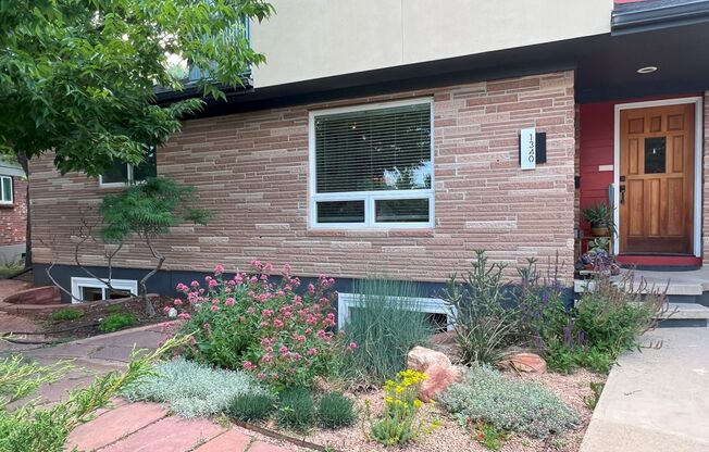 GORGEOUS 5 Bed 4 Bath Home in Boulder- Available Now!