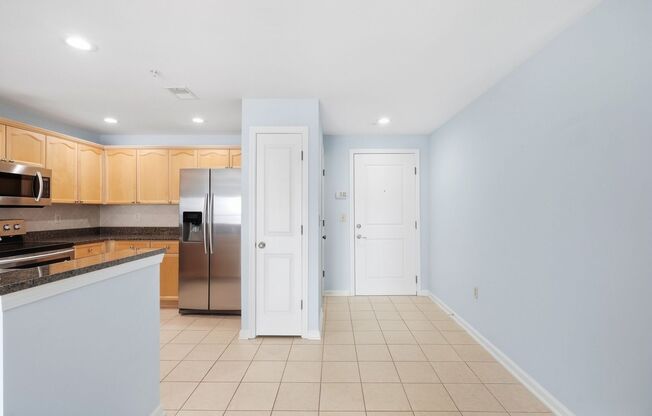 1 bed, 1 bath, 1,100 sqft, $2,495, Unit 400 E Bay Street #1810 (TP)