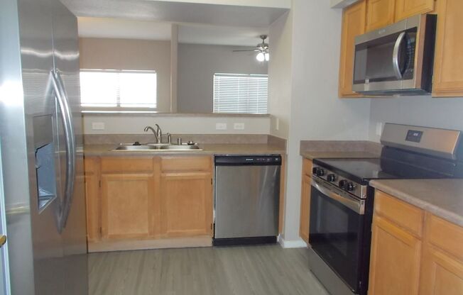 2 beds, 2 baths, $1,650, Unit # 1711
