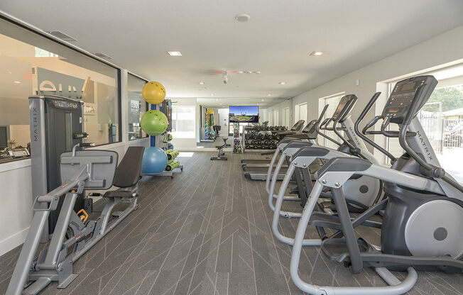 Gym with cardio and weights l Vue at the Lake in Sacramento