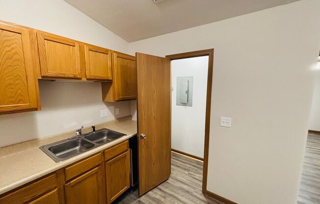 1 bed, 1 bath, 612 sqft, $1,025, Unit 5812-07 PVC