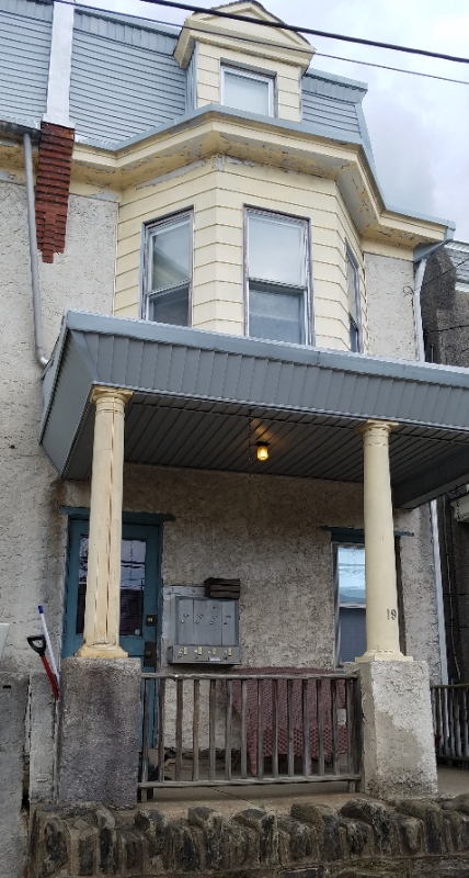 19 W ABINGTON AVE