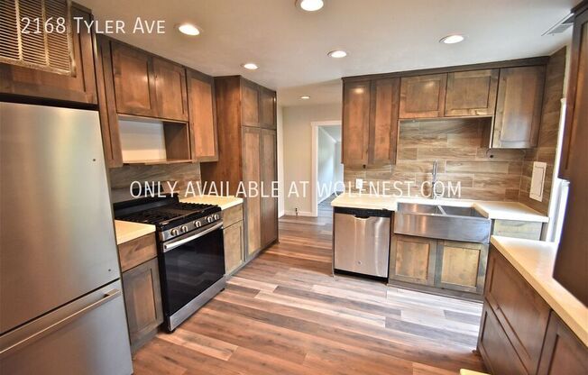 2168 TYLER AVE