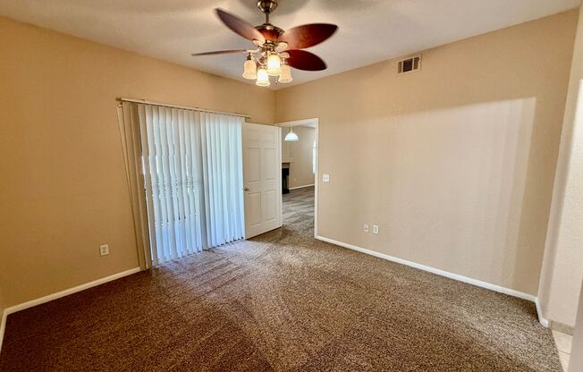 2 beds, 2 baths, $1,525, Unit # 515