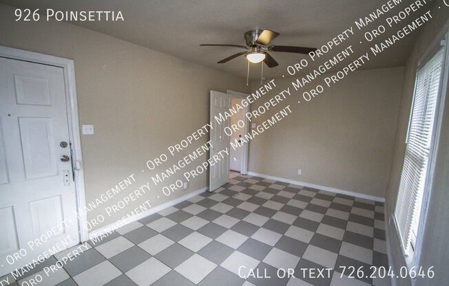 926 Poinsettia