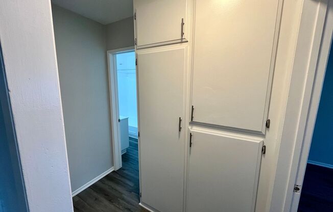 1 bed, 1 bath, 750 sqft, $1,698, Unit 214