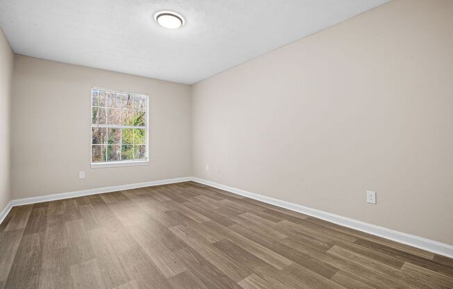 1 bed, 1 bath, 775 sqft, $1,100, Unit 019