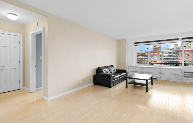 1 bed, 1 bath, 845 sqft, $5,000, Unit 19A