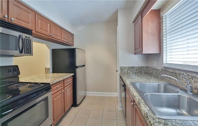 South Tampa Condo - Available April 1st