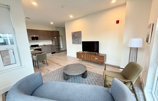 1 bed, 1.5 baths, 773 sqft, $2,549, Unit 304