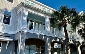 2 beds, 2 baths, $2,300, Unit Unit 1203