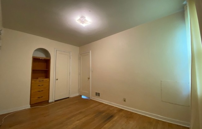 1808 W 2 AVE