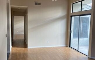 Beautiful 2 Bed 2 Bath condo in Pomona