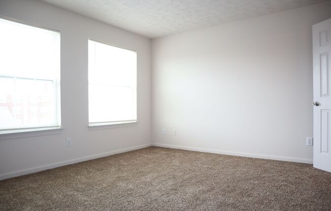 2 beds, 2 baths, 1,033 sqft, $1,599, Unit 18-18204