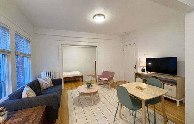 1 bed, 1 bath, 475 sqft, $2,295, Unit Unit 105