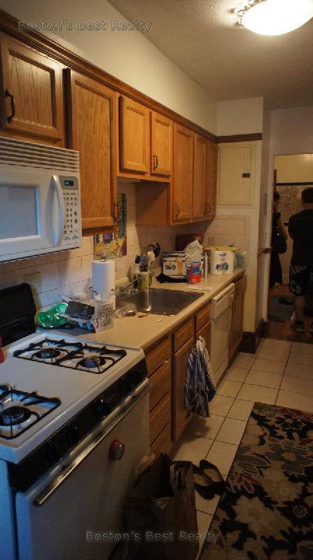 1363 Commonwealth Ave