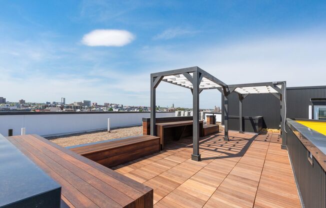 1 bed, 1 bath, 611 sqft, $1,595, Unit N-401