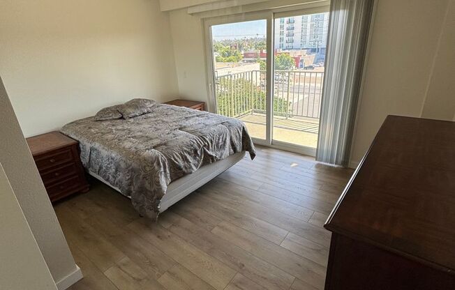 1 bed, 1 bath, $1,690, Unit # 414
