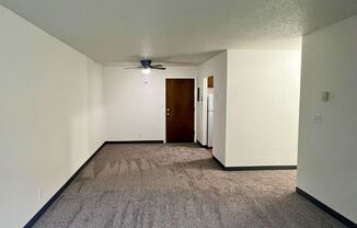 1 bed, 1 bath, $700, Unit 104