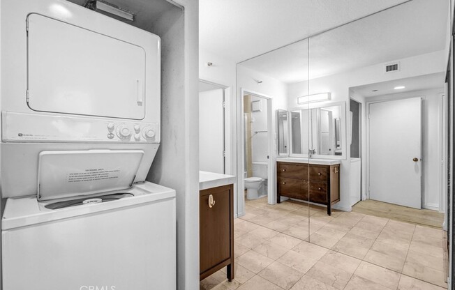 1 bed, 1 bath, 754 sqft, $2,552, Unit 1103