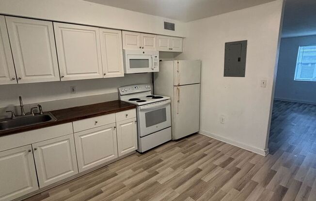 111 Biscayne Gardens, LLC