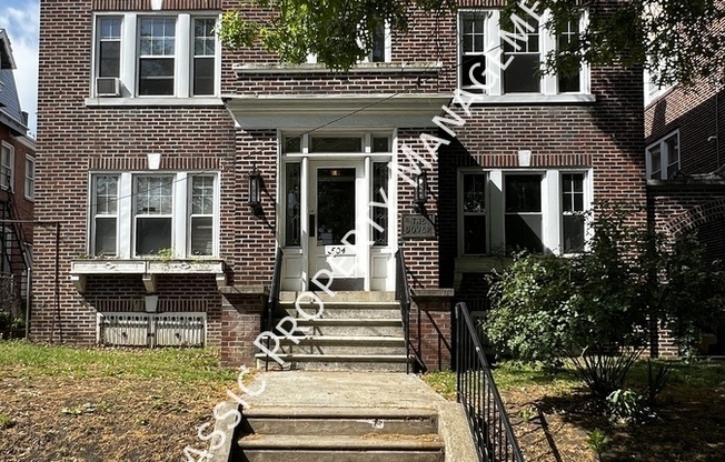 1504 DELAWARE AVE