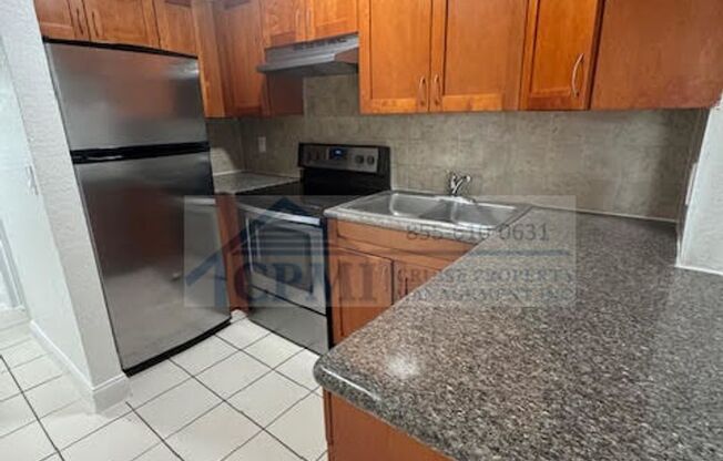 2 beds, 1 bath, 827 sqft, $1,795, Unit 6957- 5th