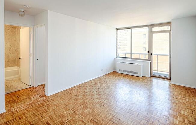 200 E 89 ST