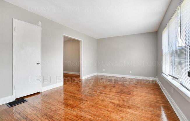 647 S 44 ST