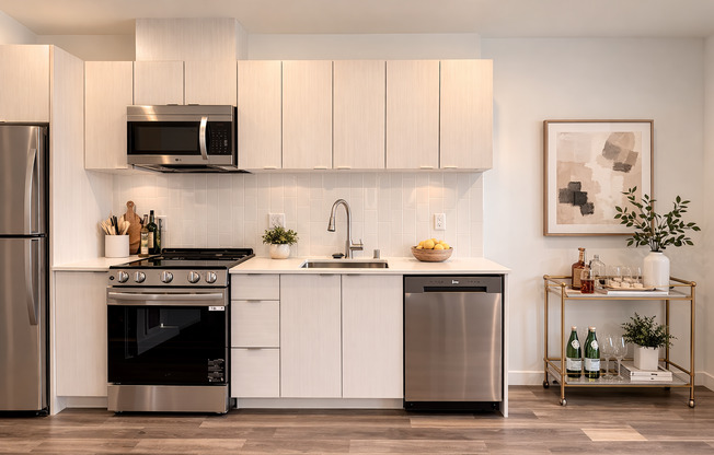 Studio, 1 bath, 278 sqft, $1,885, Unit 307