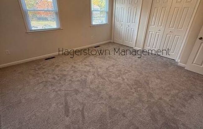 3 beds, 1.5 baths, $1,700