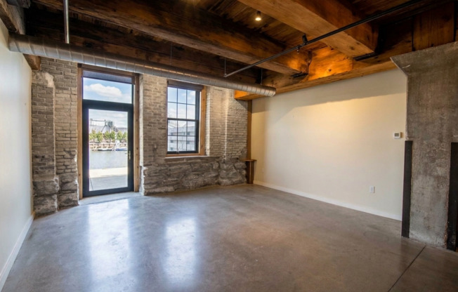 1 bed, 1 bath, 1,050 sqft, $3,100, Unit 106