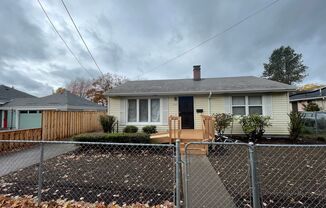 Refurbished 3 Bedroom Home Across from Essex Park - Refinished hardwood and fresh paint