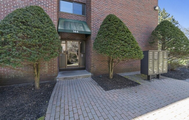 144 KENRICK ST