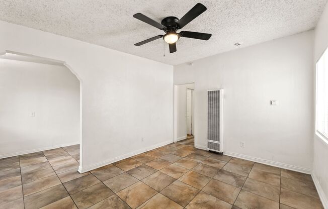 709 E 108th
