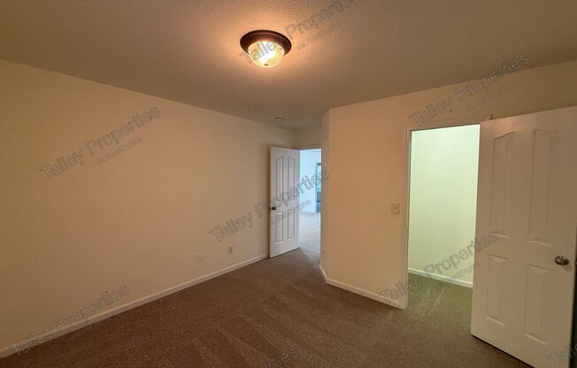 4 beds, 2.5 baths, 2,450 sqft, $2,199