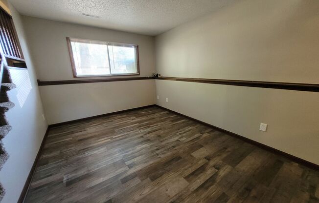 3 beds, 1 bath, $1,245