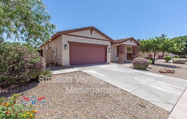 1679 E IRENE CT